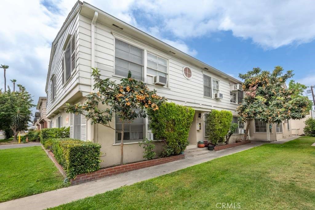 5319 Whitsett Avenue 3, Valley Village, CA 91607
