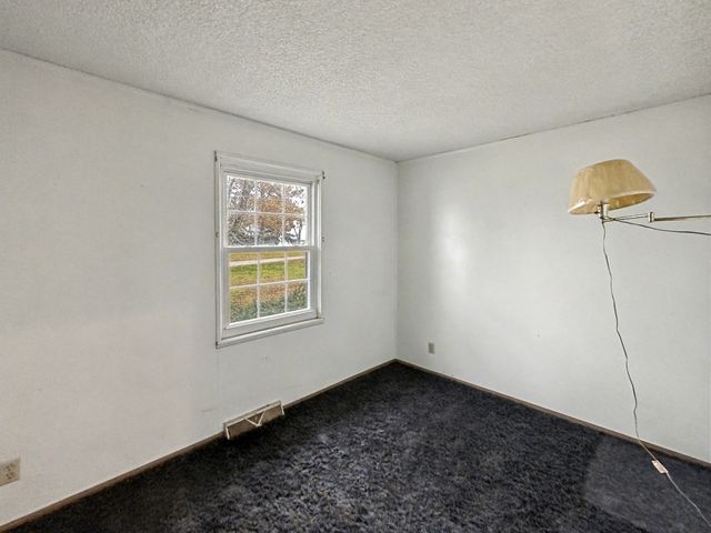 107 S Clinton Street, Ashkum, IL 60911