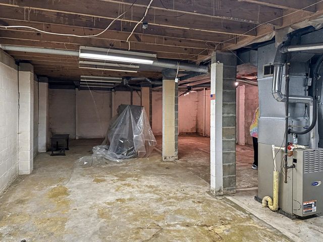 107 S Clinton Street, Ashkum, IL 60911