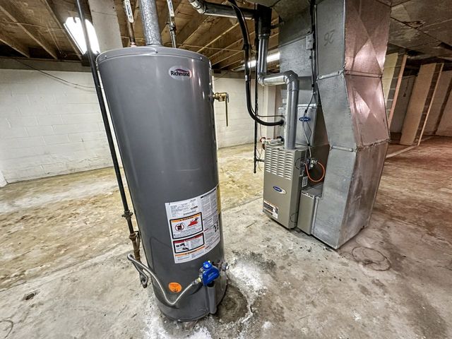 107 S Clinton Street, Ashkum, IL 60911