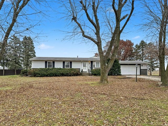 107 S Clinton Street, Ashkum, IL 60911