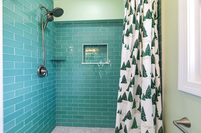 153 Pilgrim Street, Abington, MA 02351