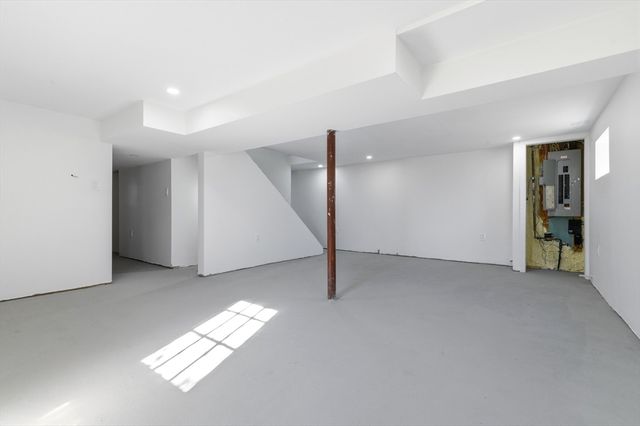 153 Pilgrim Street, Abington, MA 02351