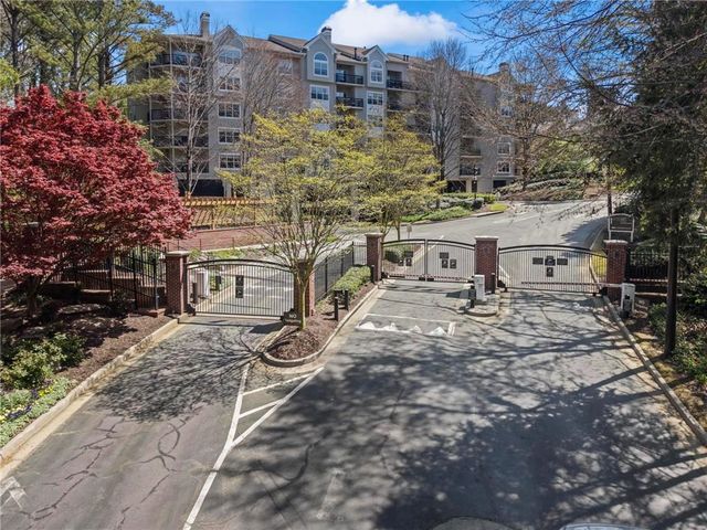 2312 River Green Drive NW, Atlanta, GA 30327