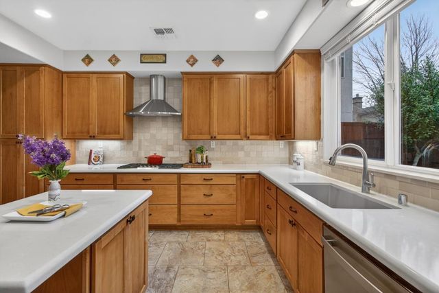 6505 Turnstone Way, Rocklin, CA 95765