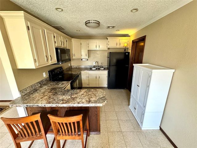 1605 W Louisiana Avenue, Chickasha, OK 73018