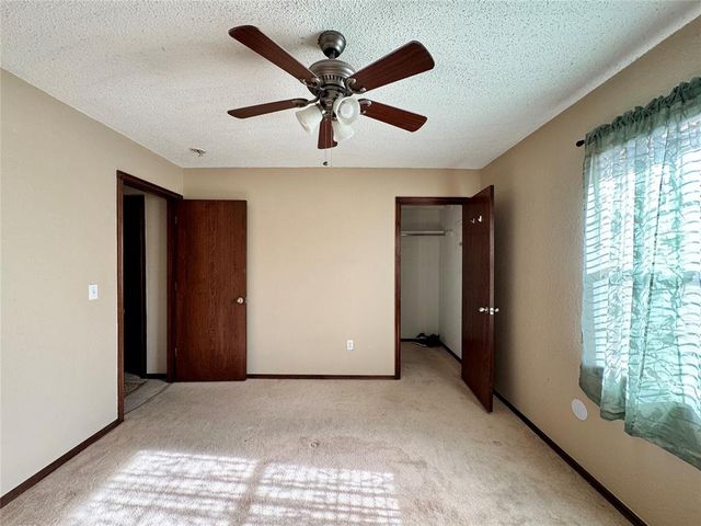 1605 W Louisiana Avenue, Chickasha, OK 73018