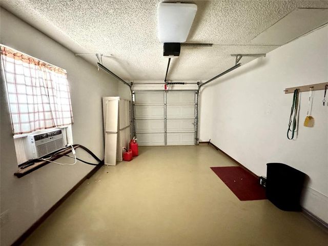 1605 W Louisiana Avenue, Chickasha, OK 73018