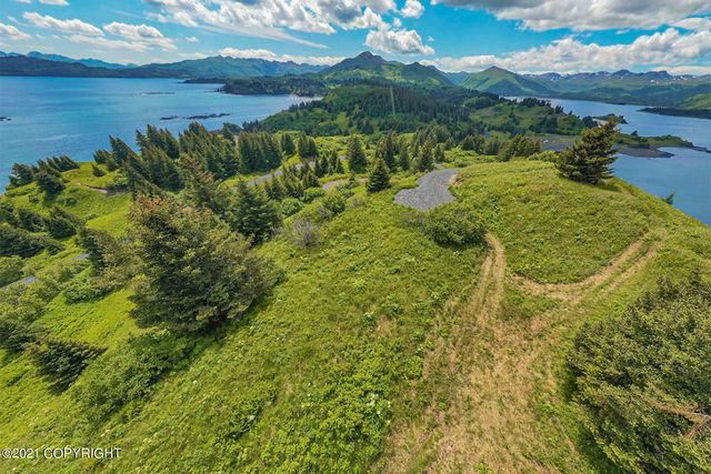 5965 Cliff Point Road, Kodiak, AK 99615