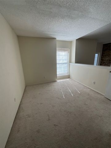 816 Pebble Beach Drive, Garland, TX 75043