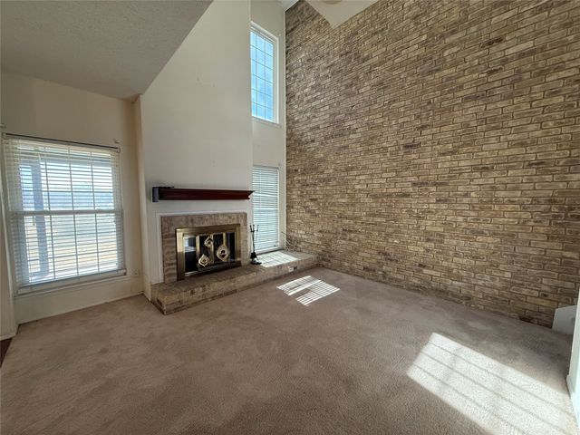 816 Pebble Beach Drive, Garland, TX 75043