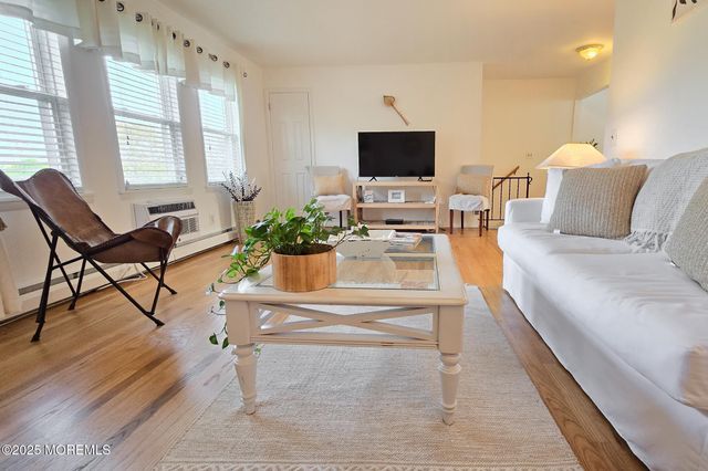 310 Maryland Avenue, 24B, Point Pleasant Beach, NJ 08742
