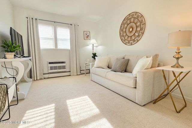 310 Maryland Avenue, 24B, Point Pleasant Beach, NJ 08742