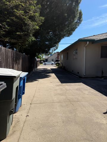 2233 6th St, Ceres, CA 95307