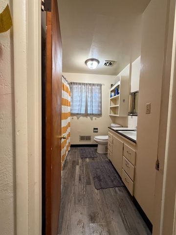 2233 6th St, Ceres, CA 95307