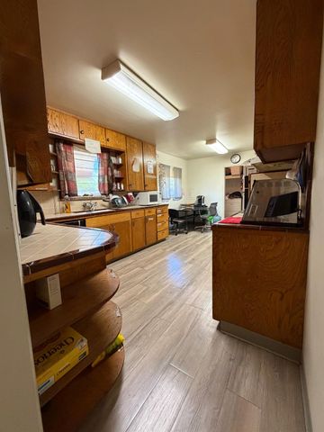 2233 6th St, Ceres, CA 95307