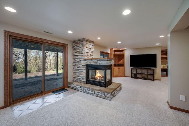 180 JoRay Drive, Mankato, MN 56001