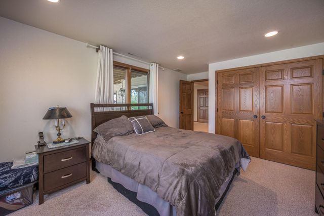 180 JoRay Drive, Mankato, MN 56001