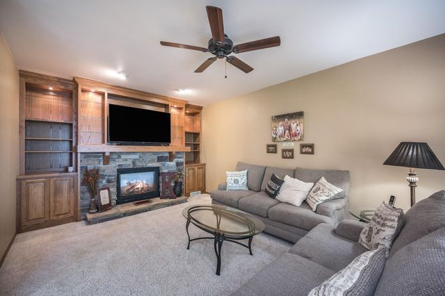 180 JoRay Drive, Mankato, MN 56001