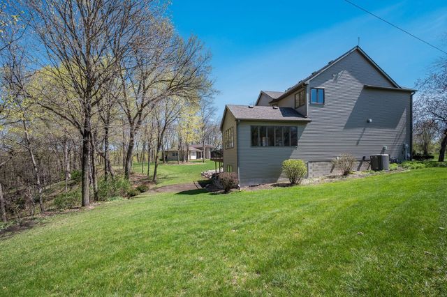 180 JoRay Drive, Mankato, MN 56001