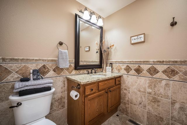 180 JoRay Drive, Mankato, MN 56001