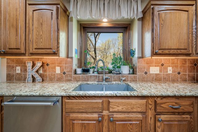 180 JoRay Drive, Mankato, MN 56001