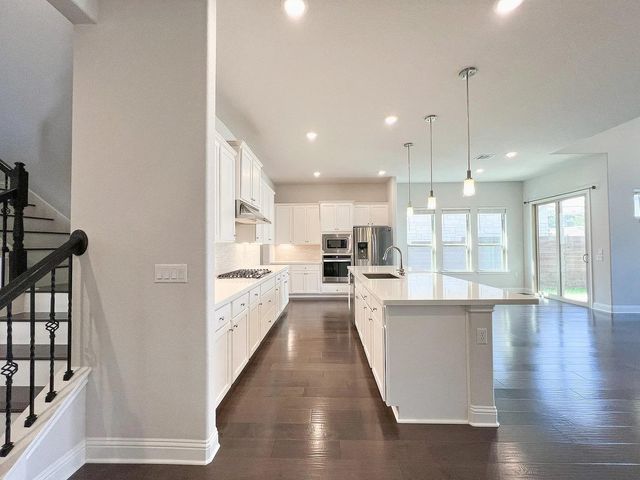 7212 Jument DR, Austin, TX 78738