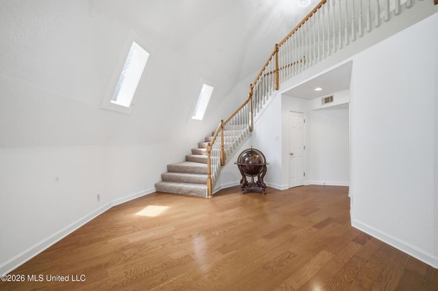 9017 W Simmons Circle, Ocean Springs, MS 39564