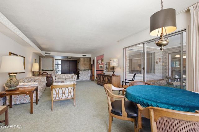 337 E GENEVA Drive, Tempe, AZ 85282