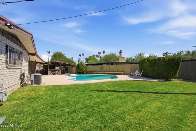 337 E GENEVA Drive, Tempe, AZ 85282