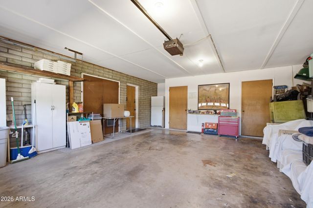 337 E GENEVA Drive, Tempe, AZ 85282