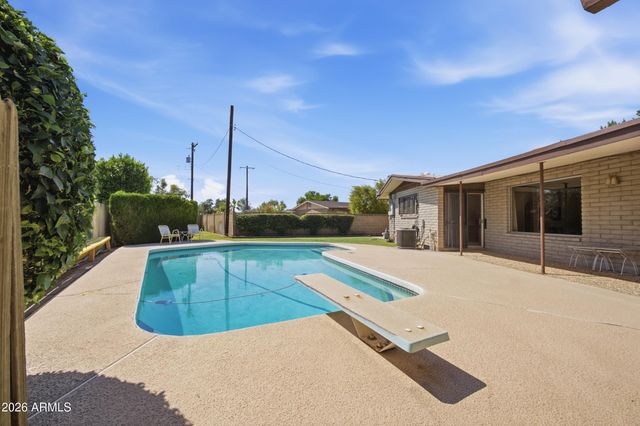 337 E GENEVA Drive, Tempe, AZ 85282