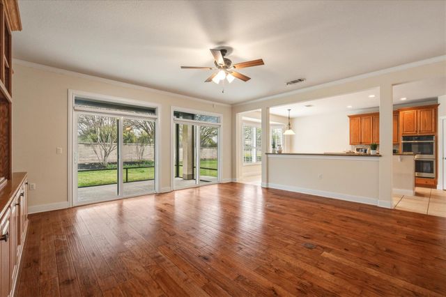 100 Edwards DR, Georgetown, TX 78633