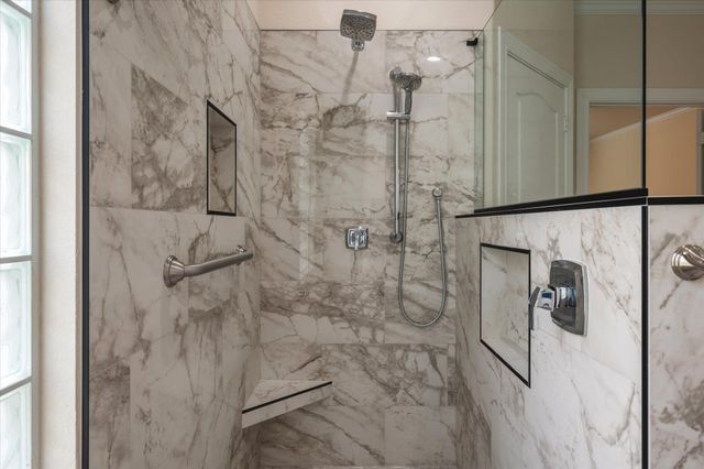 100 Edwards DR, Georgetown, TX 78633