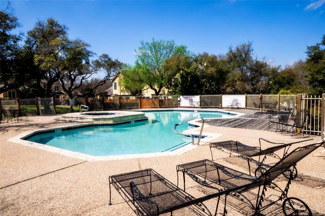 11901 Swearingen DR 18-D, Austin, TX 78758