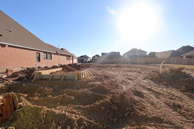 12323 Hackberry Drive, Mont Belvieu, TX 77523