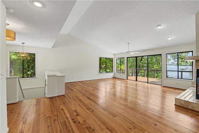 8 Sail Maker Court, Salem, SC 29676