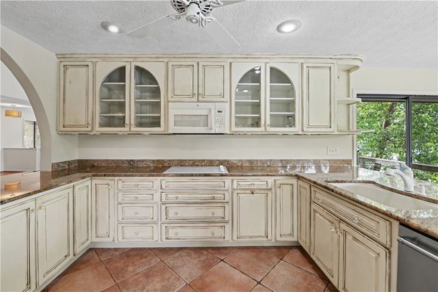 8 Sail Maker Court, Salem, SC 29676