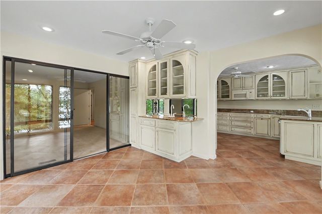 8 Sail Maker Court, Salem, SC 29676