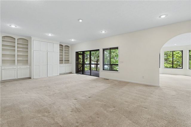 8 Sail Maker Court, Salem, SC 29676