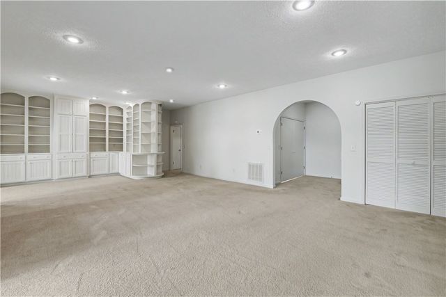 8 Sail Maker Court, Salem, SC 29676