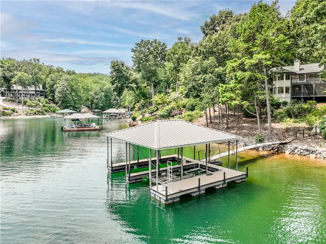 8 Sail Maker Court, Salem, SC 29676