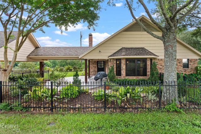6095 Keithville Springridge Road, Keithville, LA 71047