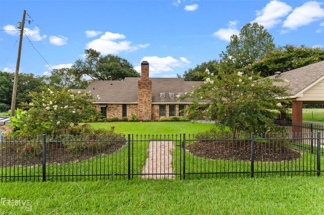 6095 Keithville Springridge Road, Keithville, LA 71047