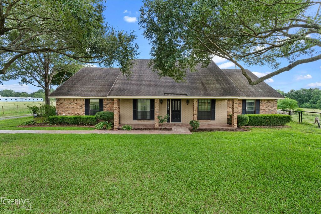 6095 Keithville Springridge Road, Keithville, LA 71047