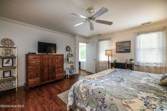 906 Leeward Drive, New Bern, NC 28562