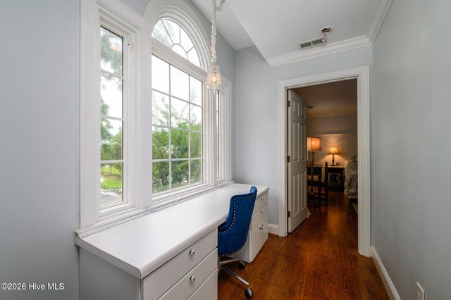 906 Leeward Drive, New Bern, NC 28562