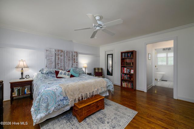 906 Leeward Drive, New Bern, NC 28562