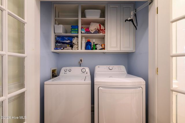 906 Leeward Drive, New Bern, NC 28562