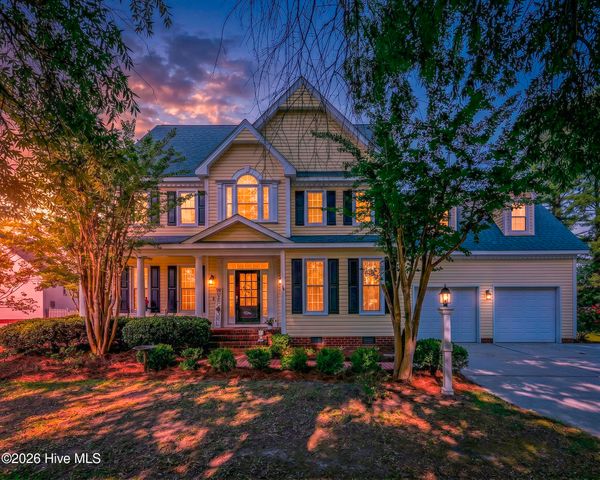 906 Leeward Drive, New Bern, NC 28562